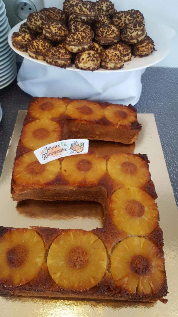 Traiteur buffet sur péniche à Conflans-Sainte-Honorine