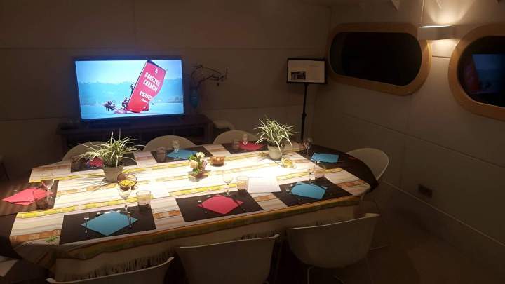 Péniche événementielle à louer à Conflans-Sainte-Honorine