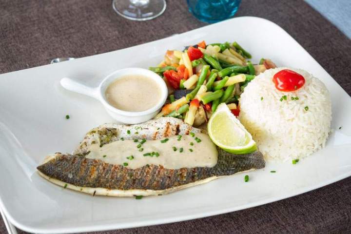 Traiteur pour réception sur péniche à Conflans Sainte Honorine