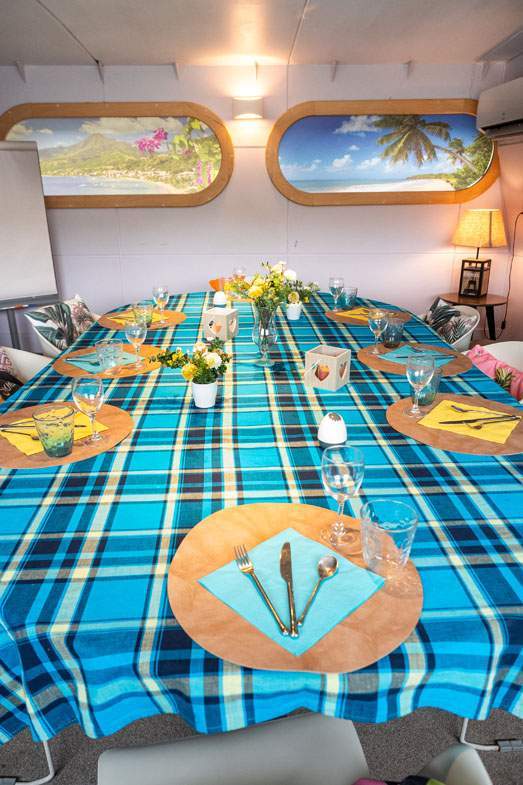 Salle à louer sur une péniche à Conflans-Sainte-Honorine