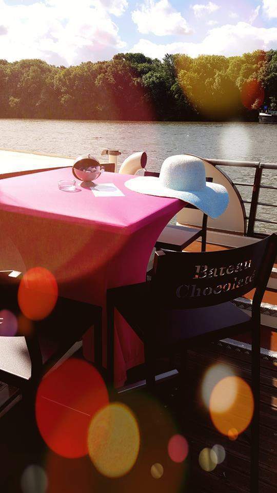 Péniche événementielle à louer à Conflans-Sainte-Honorine