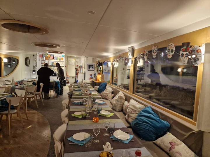 Salle à louer sur une péniche à Conflans-Sainte-Honorine